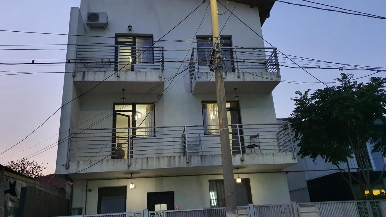 Pensiune Fundeni- Dragonul Rosu Bukarest Exterior foto